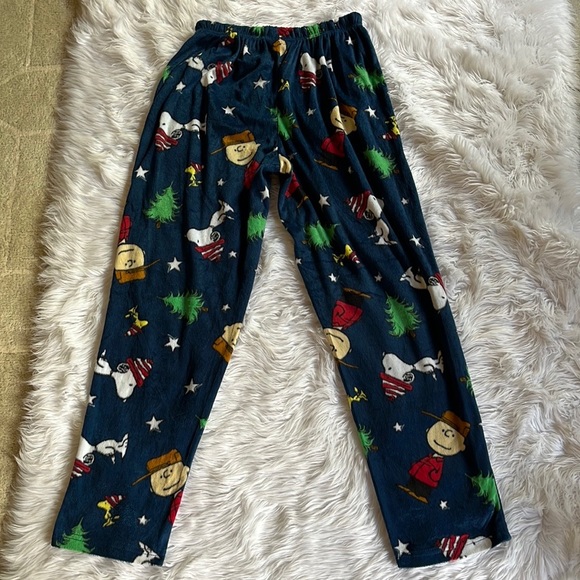 Peanuts Christmas PJ Pants - Picture 2 of 10